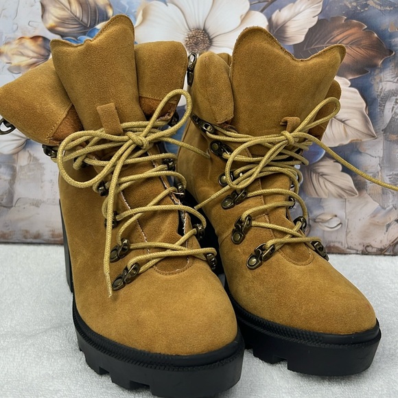 BEAST FASHION Shoes - Beast Fashion, tan suede platform chunky heel